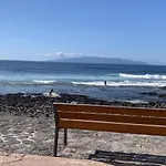 Superb Seaview In Playa De Americas 플라야데라스아메리카스