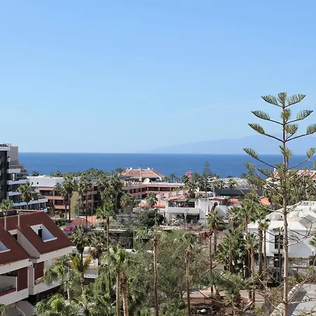 Superb Seaview In Playa De Americas 플라야데라스아메리카스